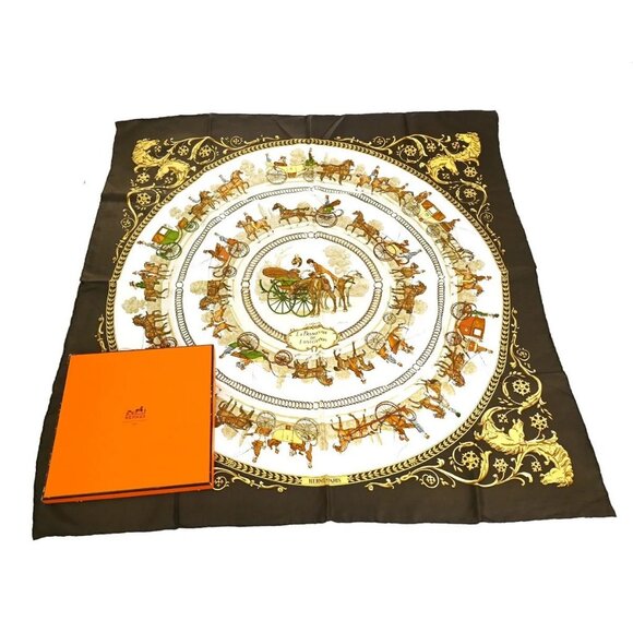 HERMES Logo XL Jumbo "LA PROMENADE DE LONGCHAMPS" Scarf 100% Silk Brown 68RF018 - Picture 1 of 15